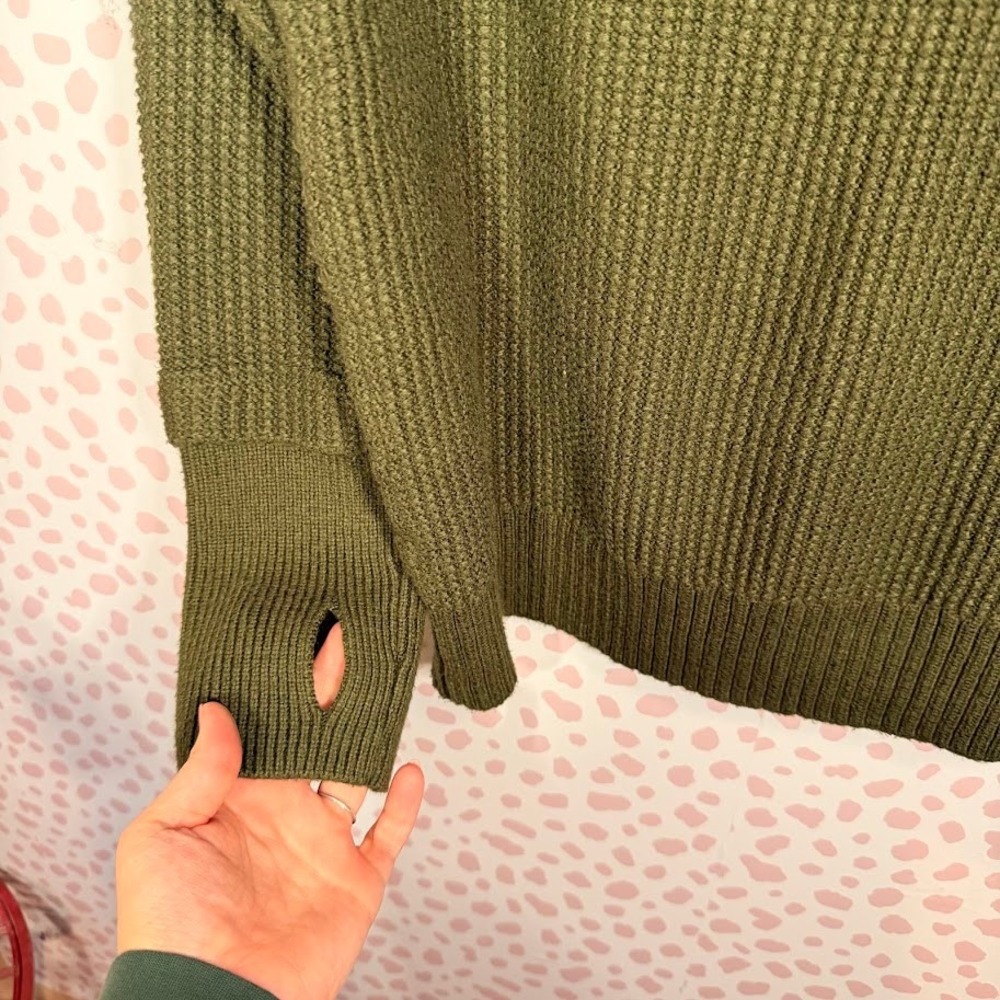Market & Spruce Olive Green Cowl Neck Waffle Knit Sweater Thumbholes XL Cozy - Picture 8 of 8